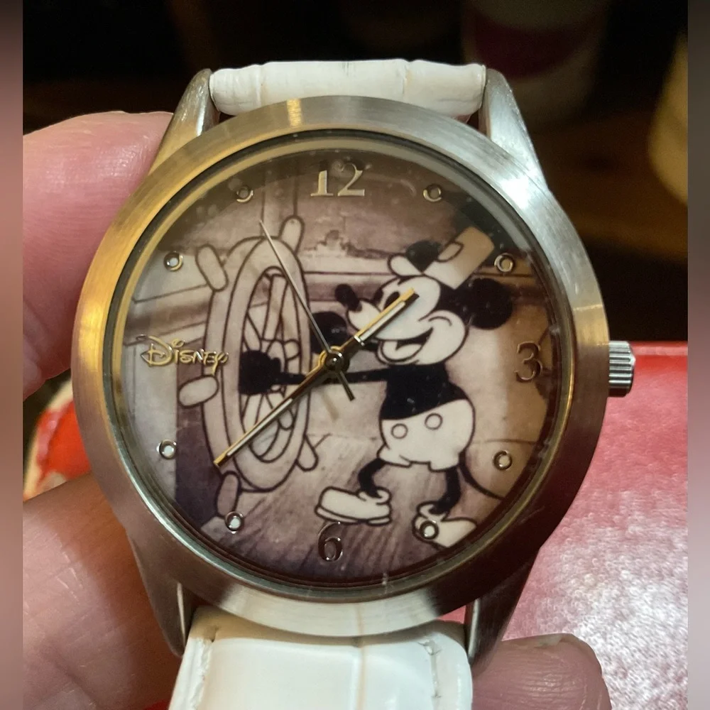 Disney:Steamboat Willie white leather band vintage wrist watch about 9” inches.